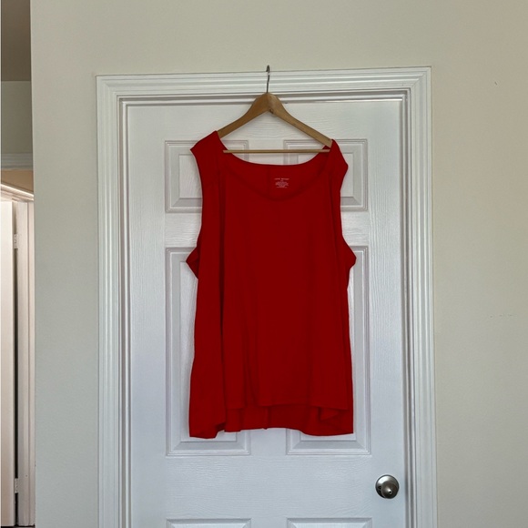 Lane Bryant Gathered Shoulder V-neck Tank - Red - Size 34/36 6X - Picture 5 of 5